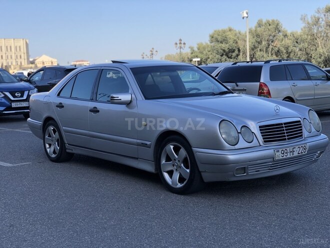 Mercedes E 220 1998, 539,000 km - 2.2 l - Bakı