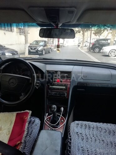 Mercedes C 180 1997, 200,000 km - 1.8 l - Bakı