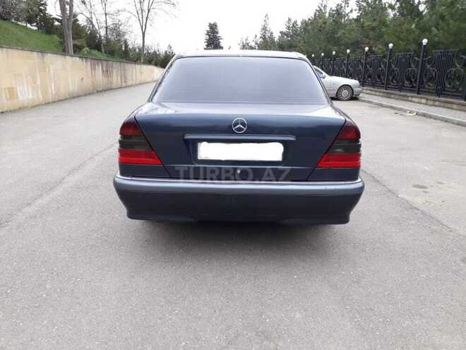 Mercedes C 240 1999, 250,000 km - 2.4 l - Qusar