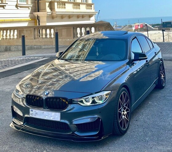 BMW 330 2018, 60,000 km - 2.0 л - Bakı