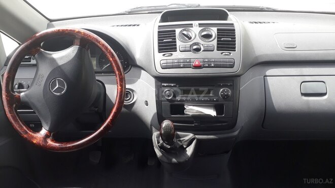Mercedes Vito 115 2010, 365,600 km - 2.2 l - Bakı