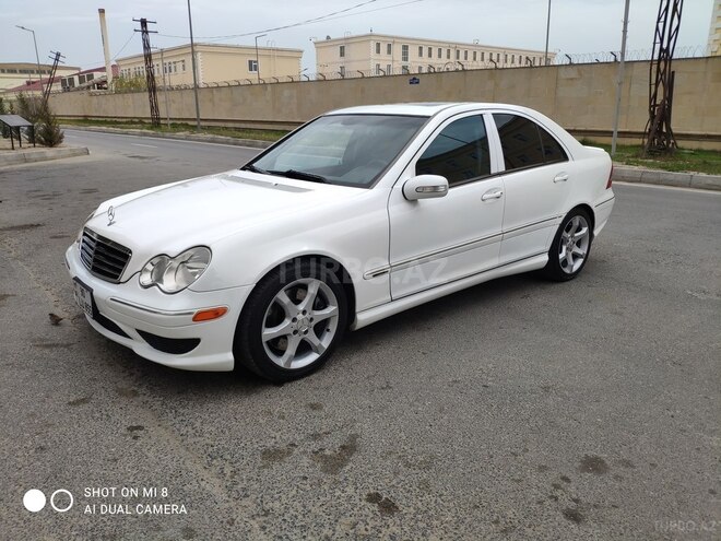 Mercedes C 230 2006, 260,000 km - 2.5 l - Bakı