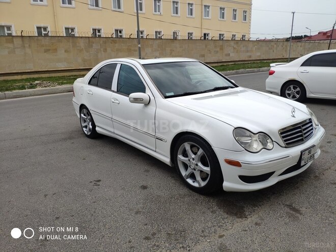 Mercedes C 230 2006, 260,000 km - 2.5 l - Bakı