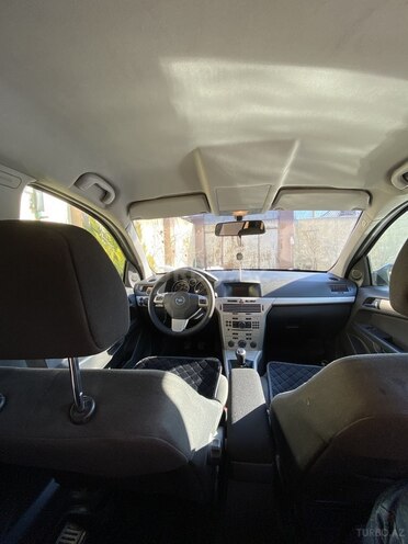 Opel Astra 2008, 192,000 km - 1.3 л - Bakı