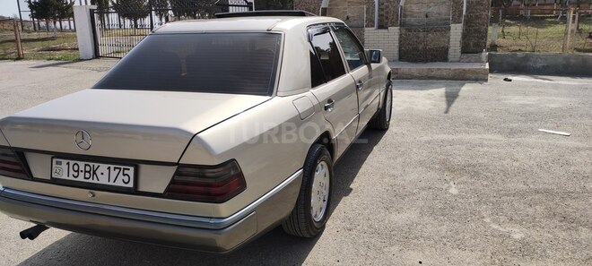 Mercedes E 200 1992, 458,632 km - 2.0 л - Bakı