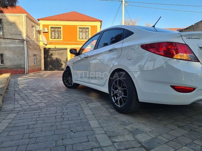 Hyundai Accent 2014, 61,000 km - 1.4 l - Bakı