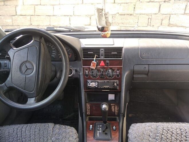 Mercedes C 180 1997, 330,947 km - 1.8 l - Sumqayıt