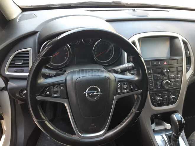 Opel Astra 2013, 162,000 km - 1.4 l - Bakı