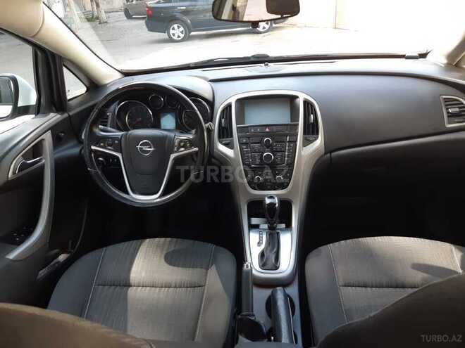 Opel Astra 2013, 162,000 km - 1.4 l - Bakı
