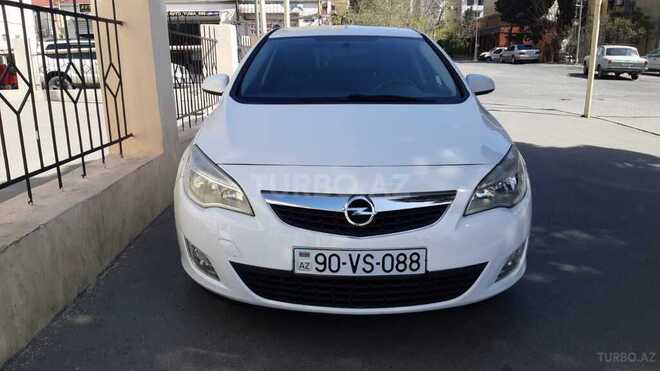 Opel Astra 2013, 162,000 km - 1.4 l - Bakı