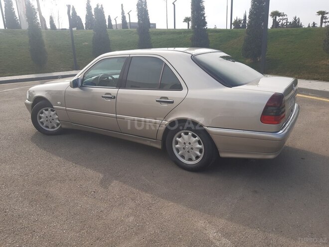 Mercedes C 240 1998, 300,000 km - 2.4 л - Bakı