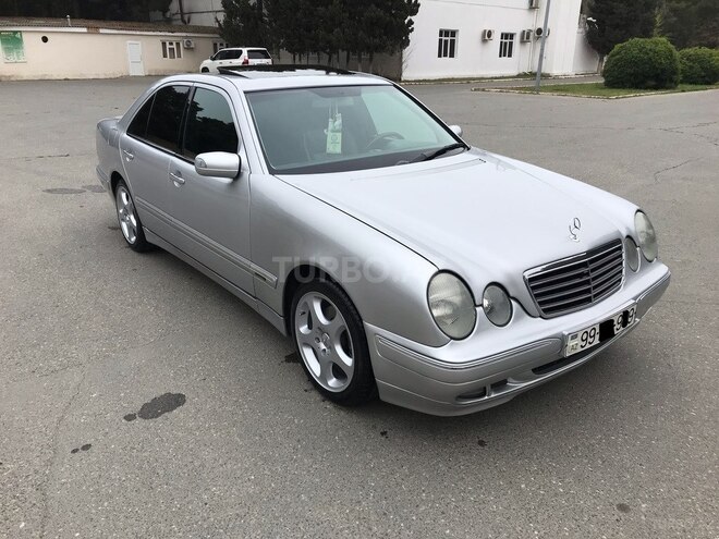 Mercedes E 280 2001, 260,000 km - 2.8 l - Sumqayıt