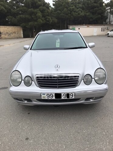 Mercedes E 280 2001, 260,000 km - 2.8 l - Sumqayıt
