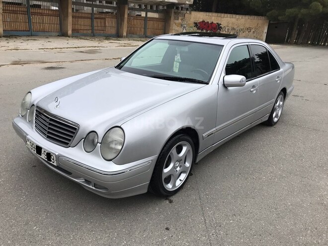Mercedes E 280 2001, 260,000 km - 2.8 l - Sumqayıt