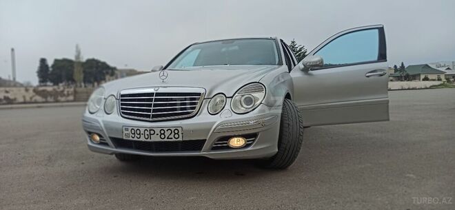 Mercedes E 220 2004, 500,005 km - 2.2 l - Neftçala