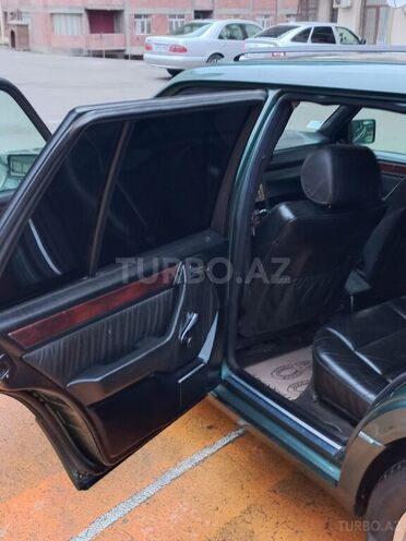 Mercedes E 200 1995, 370,000 km - 2.0 l - Bakı