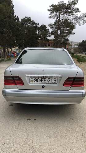 Mercedes E 230 1997, 306,234 km - 2.3 л - Bakı