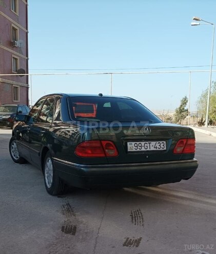 Mercedes E 240 1999, 375,942 km - 2.4 l - Bakı