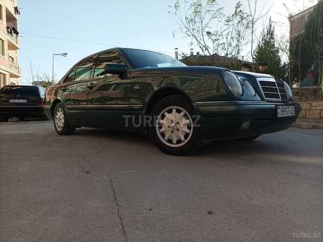 Mercedes E 240 1999, 375,942 km - 2.4 l - Bakı