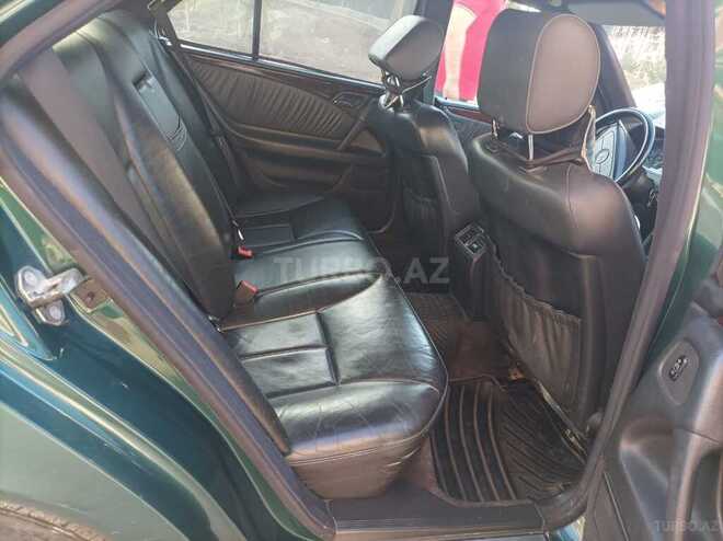Mercedes E 240 1999, 375,942 km - 2.4 l - Bakı