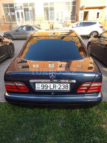 Mercedes E 230 1997, 300,000 km - 2.3 л - Bakı