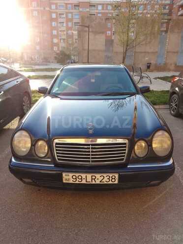 Mercedes E 230 1997, 300,000 km - 2.3 л - Bakı
