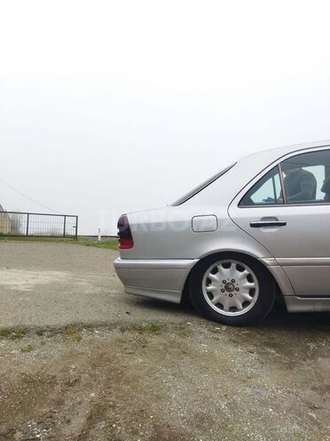 Mercedes C 200 1998, 410,000 km - 2.0 л - Lənkəran