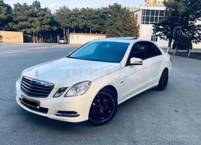 Mercedes E 220 2009, 299,850 km - 2.2 l - Bakı