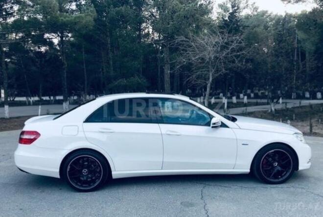Mercedes E 220 2009, 299,850 km - 2.2 l - Bakı