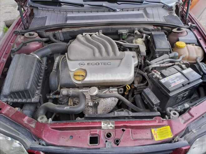 Opel Vectra 1997, 430,035 km - 1.6 l - Qax