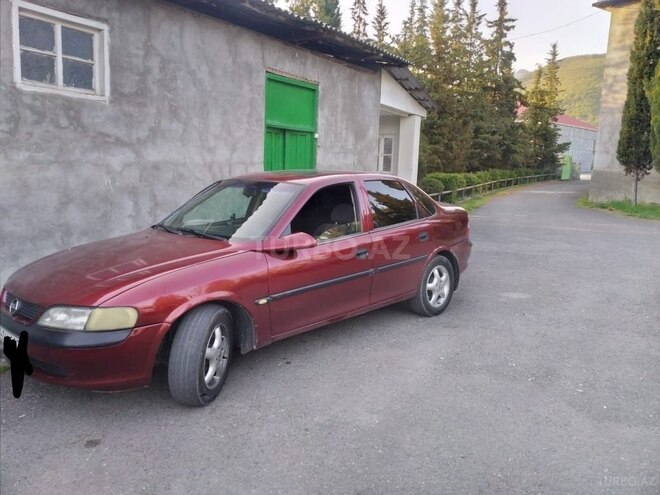 Opel Vectra 1997, 430,035 km - 1.6 l - Qax