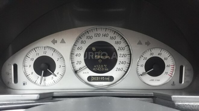 Mercedes E 240 2002, 305,000 km - 2.4 l - Oğuz