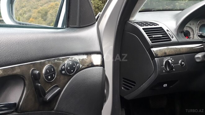 Mercedes E 240 2002, 305,000 km - 2.4 l - Oğuz