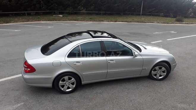 Mercedes E 240 2002, 305,000 km - 2.4 l - Oğuz