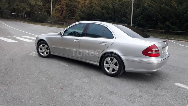 Mercedes E 240 2002, 305,000 km - 2.4 l - Oğuz