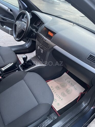 Opel Astra 2006, 283,000 km - 1.3 l - Bakı