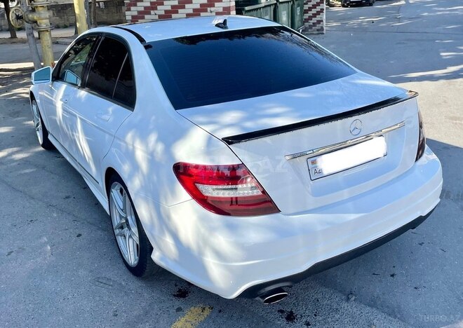 Mercedes C 250 2013, 135,000 km - 1.8 l - Bakı