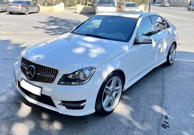 Mercedes C 250 2013, 135,000 km - 1.8 l - Bakı