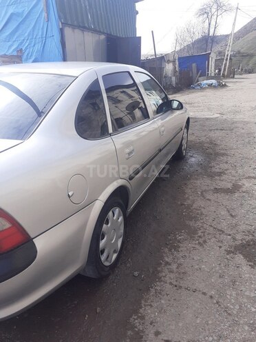 Opel Vectra 1997, 300,000 km - 1.8 l - Daşkəsən