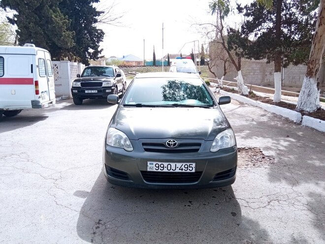 Toyota Corolla 2006, 250,000 km - 1.4 l - Şirvan
