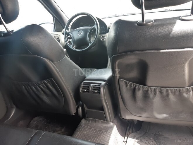Mercedes C 240 2001, 269,500 km - 2.6 l - Bakı