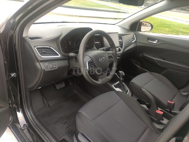 Hyundai Accent 2021, 8,900 km - 1.6 л - Bakı