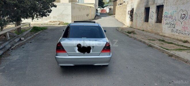 Mercedes C 200 2000, 314,000 km - 2.0 l - Bakı