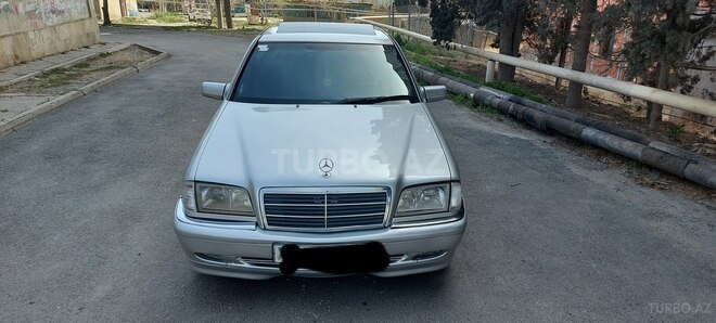 Mercedes C 200 2000, 314,000 km - 2.0 l - Bakı