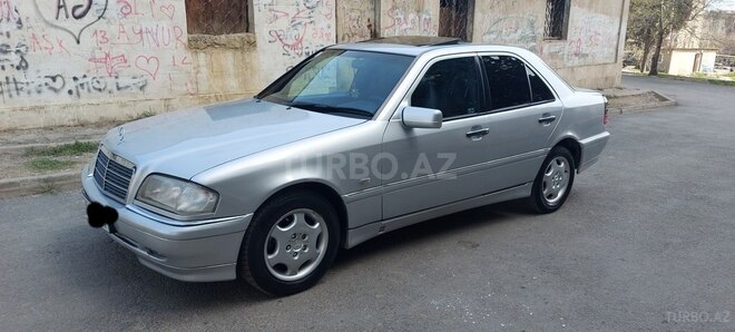 Mercedes C 200 2000, 314,000 km - 2.0 l - Bakı
