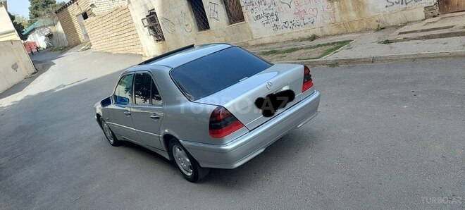 Mercedes C 200 2000, 314,000 km - 2.0 l - Bakı