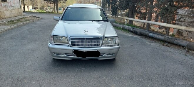 Mercedes C 200 2000, 314,000 km - 2.0 l - Bakı