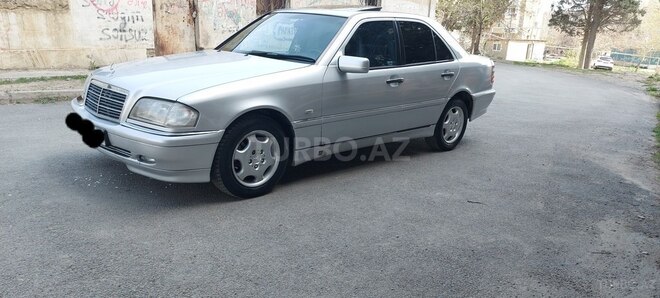 Mercedes C 200 2000, 314,000 km - 2.0 l - Bakı