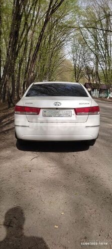 Hyundai Sonata 2009, 390,000 km - 2.4 l - Quba