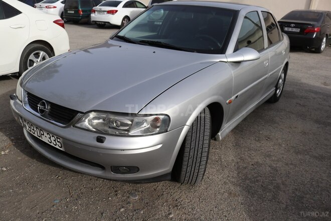 Opel Vectra 2000, 360,000 km - 1.8 l - Bərdə